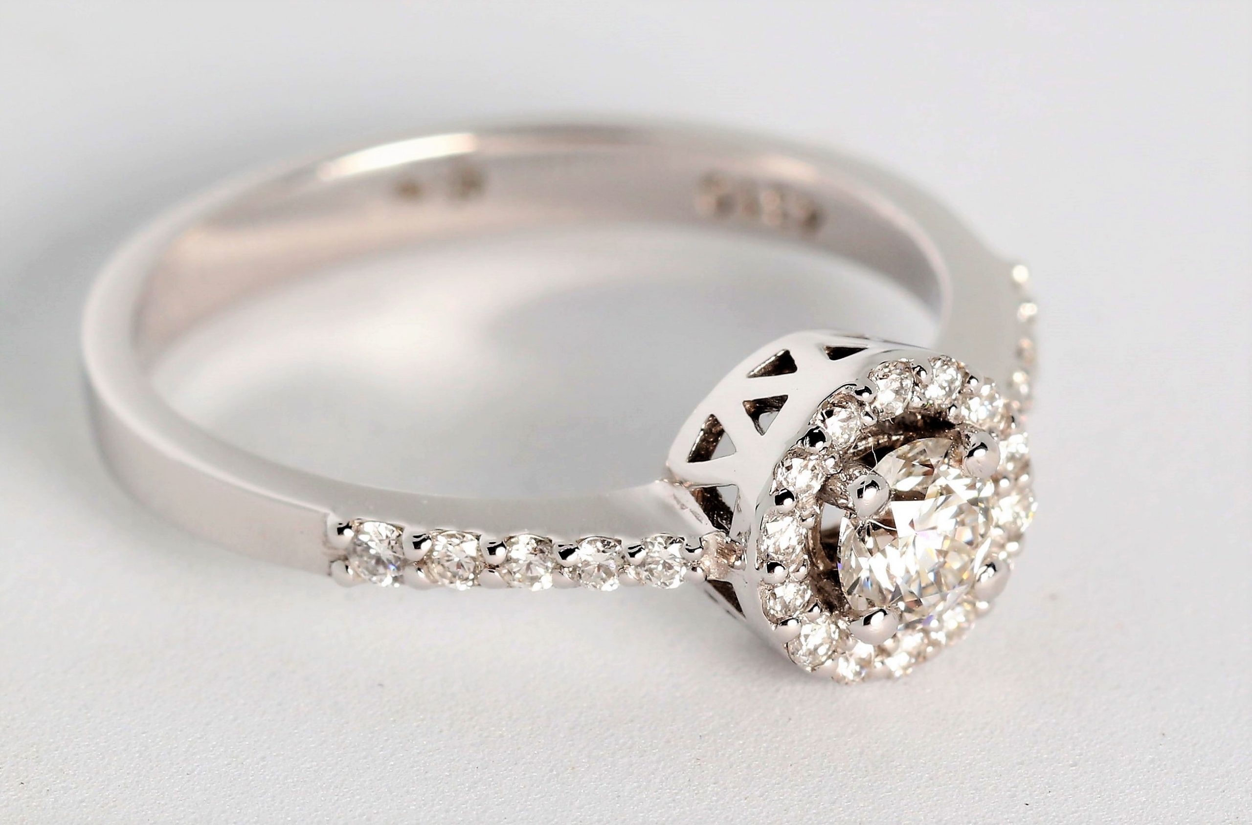 Solitaire Marguerite – Image 2